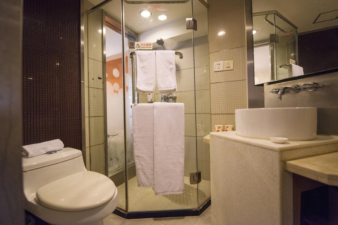 Motel Zhenjiang Jiefang Road Exterior foto